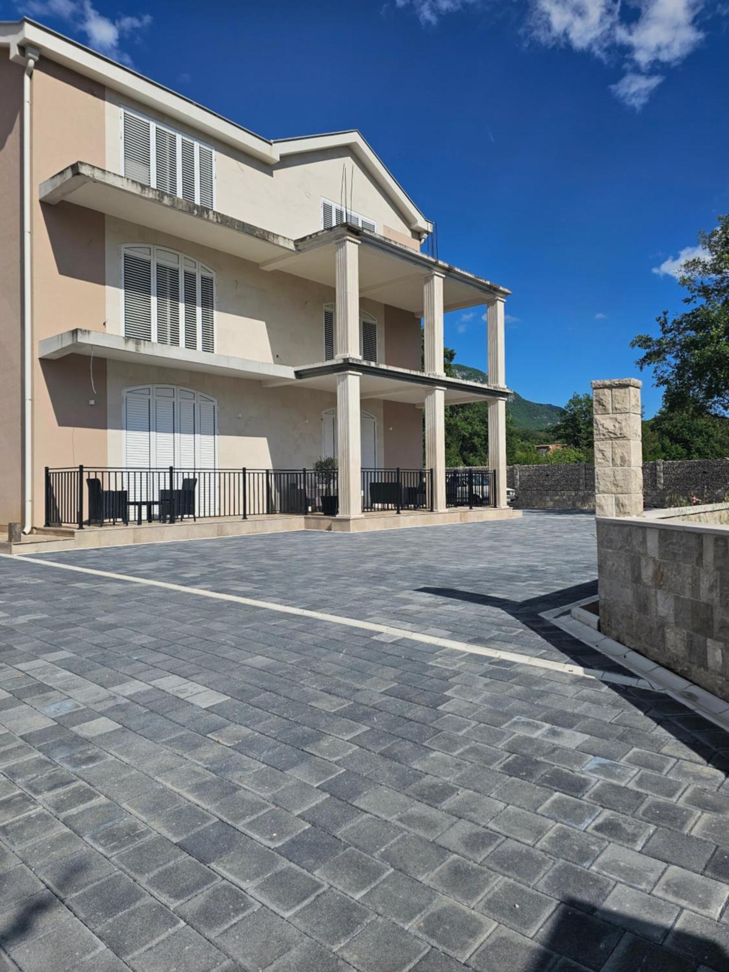 Boulevard Apartments Kotor Ngoại thất bức ảnh